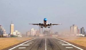 La Pampa solicit&oacute; mayor conectividad a&eacute;rea y mejores reglas para los viajes de egresados