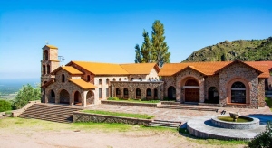 Los santuarios y monasterios puntanos son joyas del turismo religioso argentino