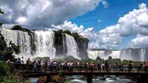 3.500.000 personas viajaron por Argentina en tres d&iacute;as