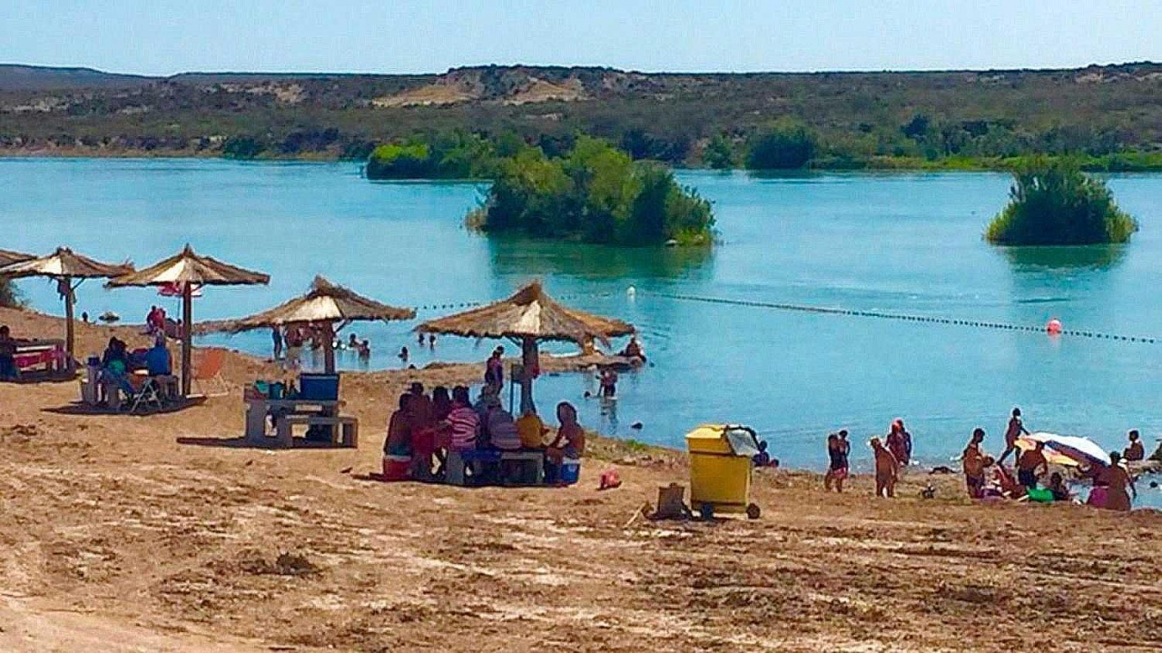 Casa de Piedra te enamorar&aacute; con sus playas, pesca y tranquilidad