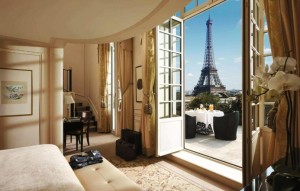 El f&uacute;tbol dispar&oacute; el precio de los hoteles parisinos