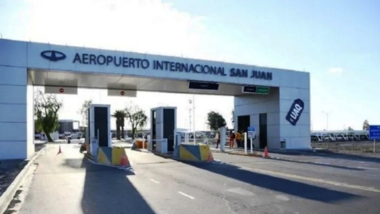 El aeropuerto de San Juan movilizó 59.000 pasajeros en cuatro meses