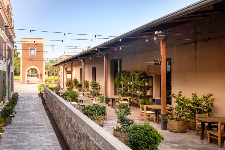 Un restaurante argentino fue premiado como el mejor para el turismo del vino