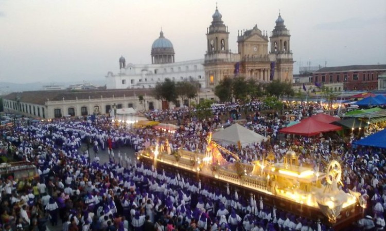 Guatemala lidera el turismo religioso centroamericano