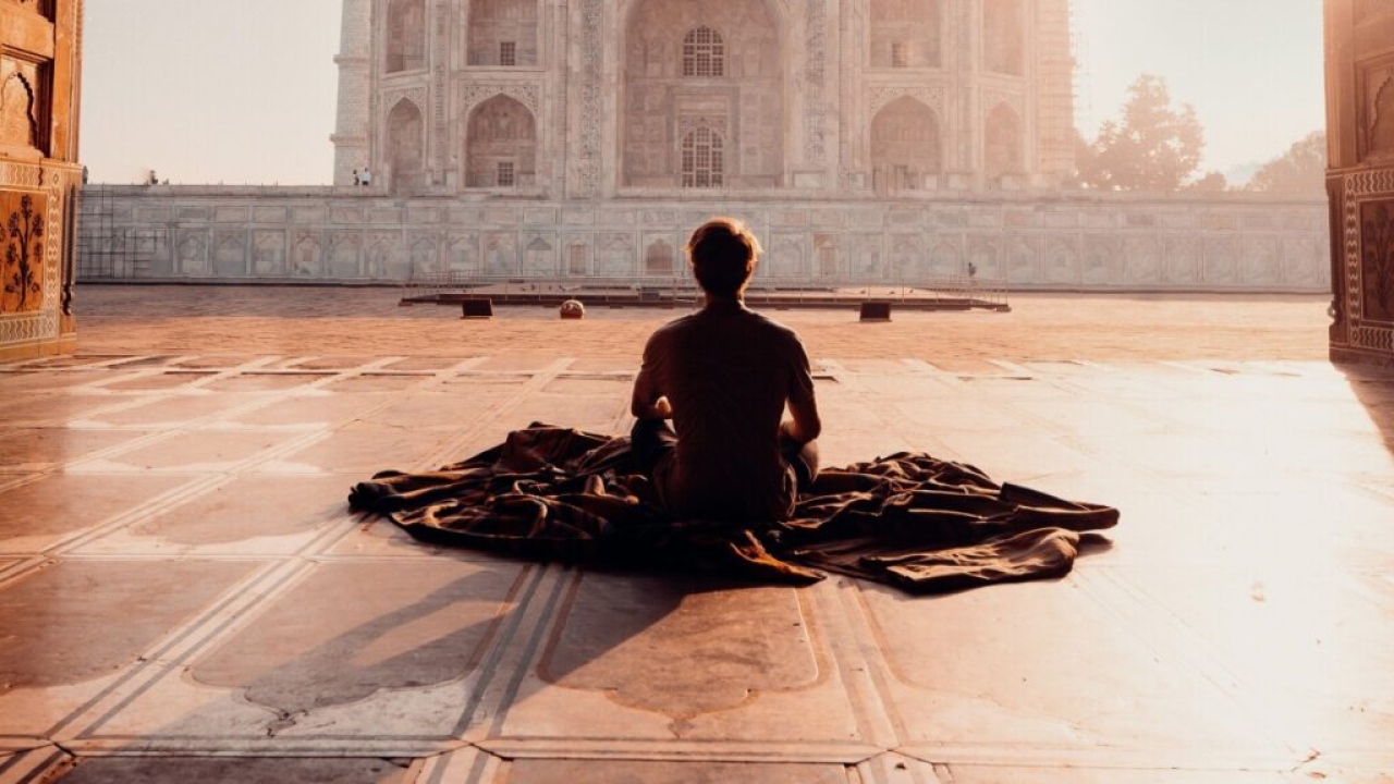 India apela al turismo interno para frenar la salida de divisas