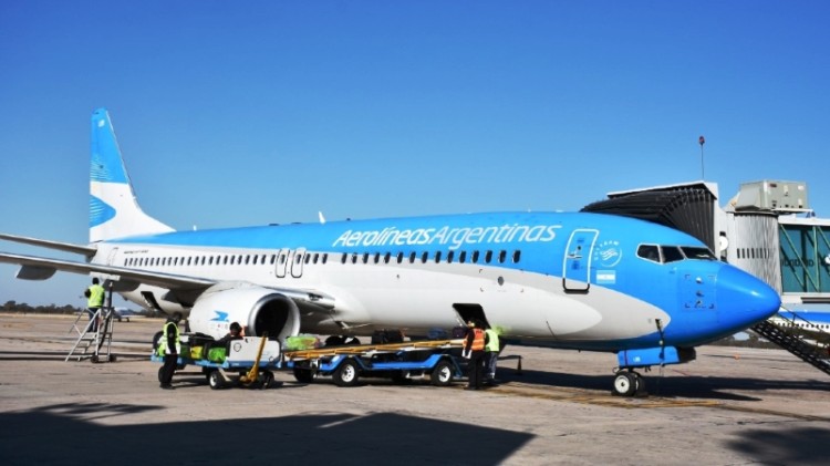 Aerolíneas Argentinas comenzó a volar desde San Pablo a Córdoba y El Calafate