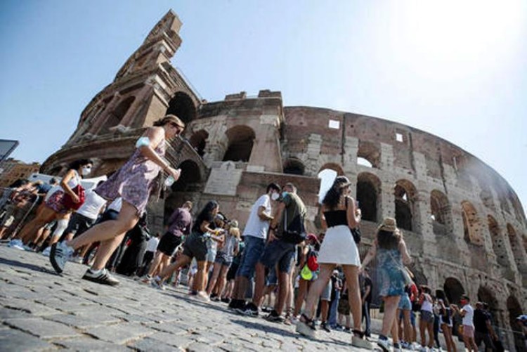 Italia reactivó su turismo receptivo