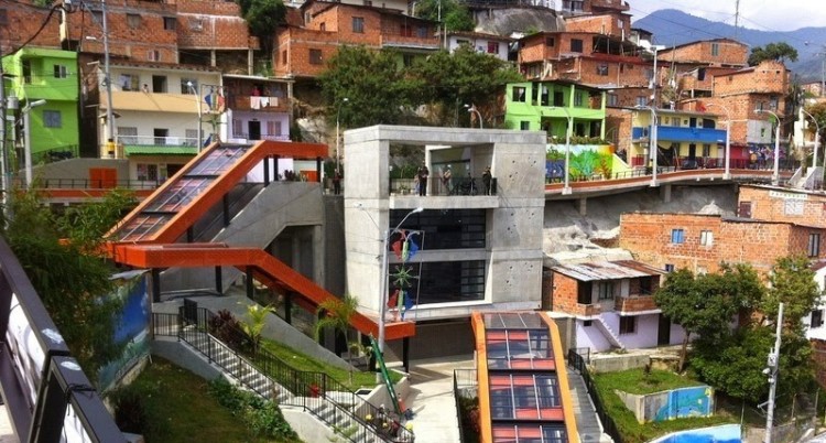 Comuna 13 presenta un lugar de resiliencia y esperanza en Medellín