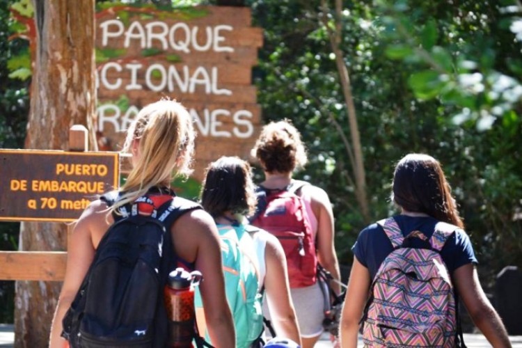 Los turistas generaron ingresos de 22.000 millones de pesos en Neuquén