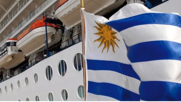 Uruguay puso proa hacia el puerto de Colonia