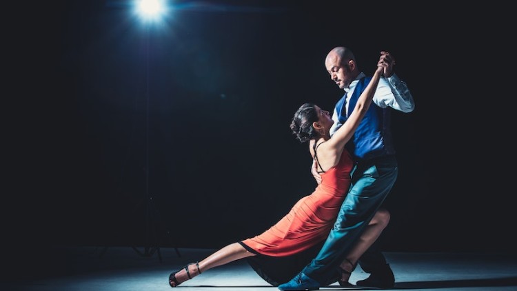 Las casas de tango de Buenos Aires bajaron sus precios para turistas extranjeros